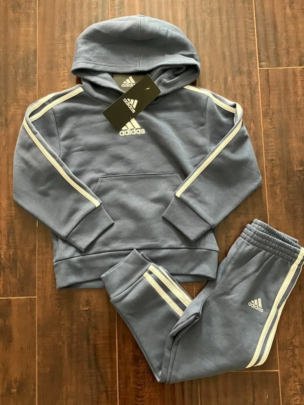 NWT Adidas Youth 2-piece Active Set - Size 4T